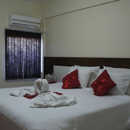 Bandeira Iguassu Hotel フォス・ド・イグアス エクステリア 写真
