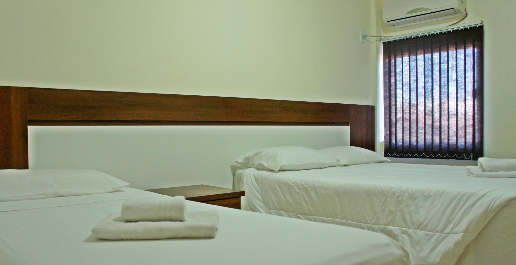 Bandeira Iguassu Hotel フォス・ド・イグアス エクステリア 写真